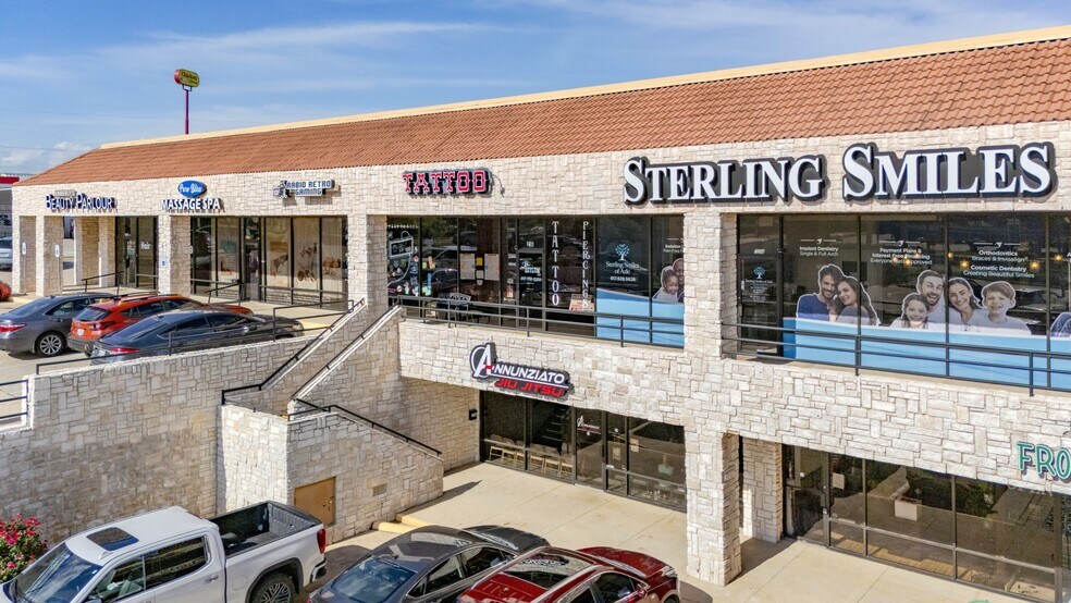 More Photos Of 120-252 Park Pl, Azle Unknown For Lease