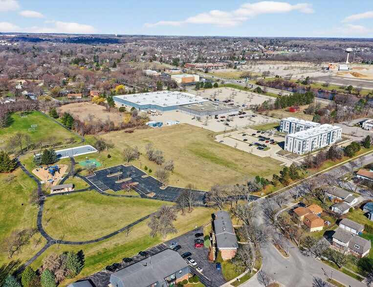 More Photos Of 939 W Main St, West Dundee Land For Sale