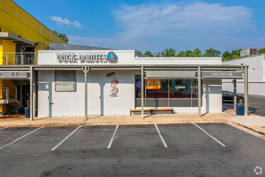 More Photos Of 1327-1331 Rockville Pike, Rockville Unknown For Lease