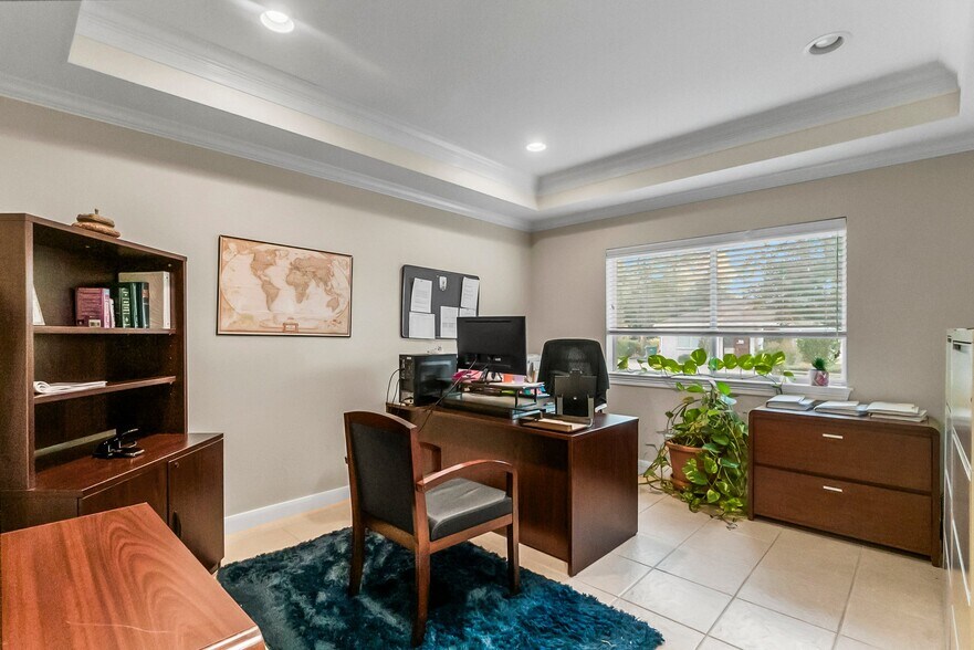 More Photos Of 1824 Sawdust Rd, The Woodlands Medical For Sale