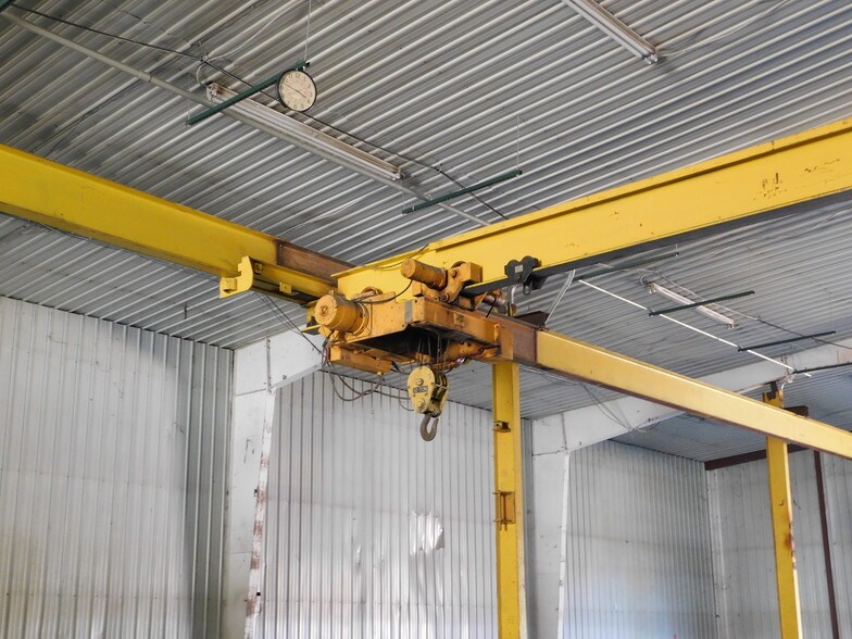 More Photos Of 23044 Honey Creek Rd, Sulphur Springs Distribution For Sale