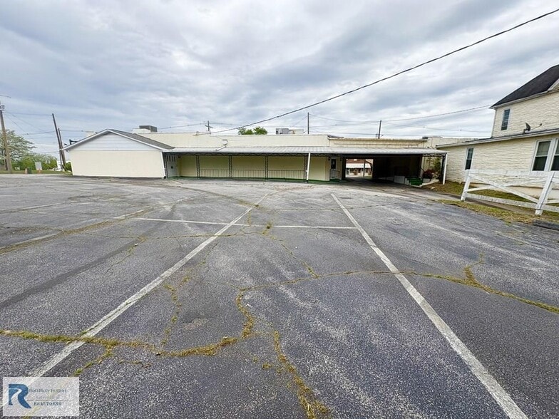 More Photos Of 2025 N Main St, Danville Religious Facility For Sale