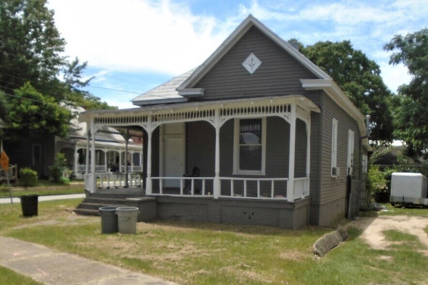 More Photos Of 1035 Fisk Ave, Columbus Specialty For Sale