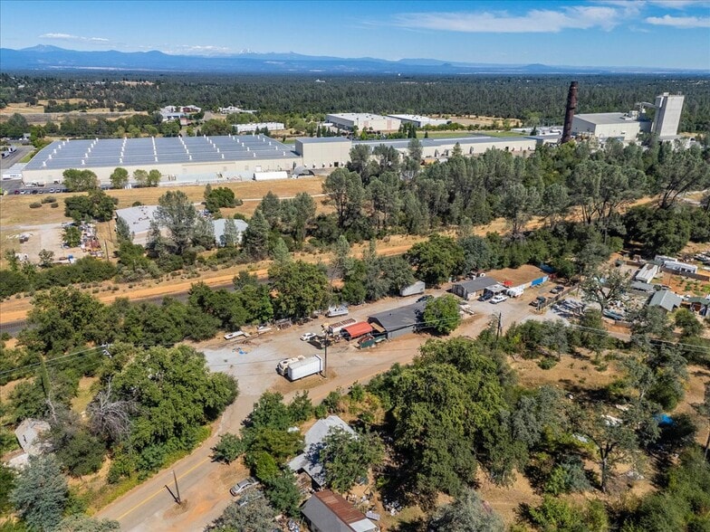 More Photos Of 12759 Newtown Rd, Redding Warehouse For Sale