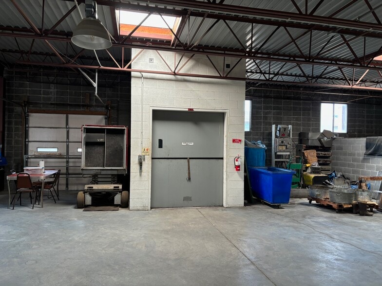 More Photos Of 2826 Southwest Blvd, Kansas City Warehouse For Sale