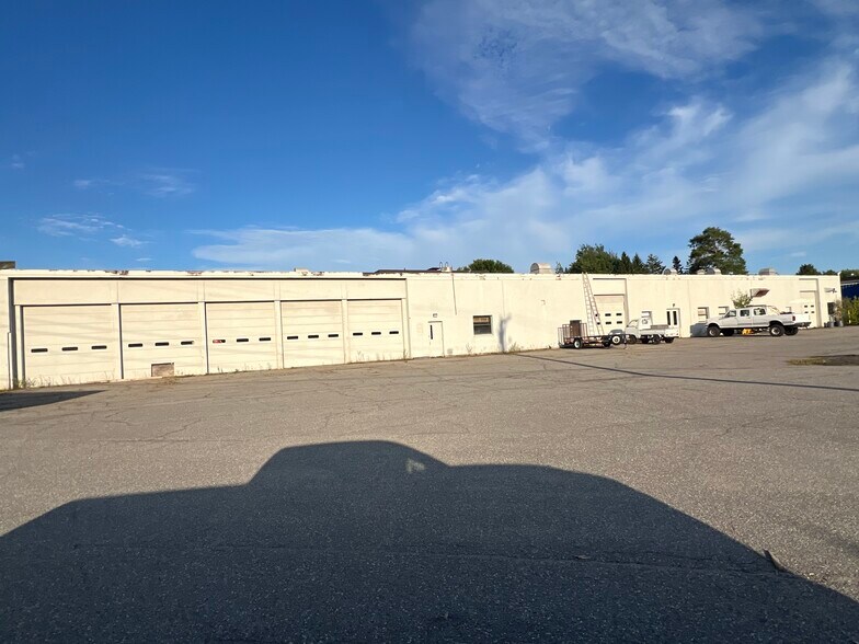 Primary Photo Of 26 Turner Way, Cutler Warehouse For Lease