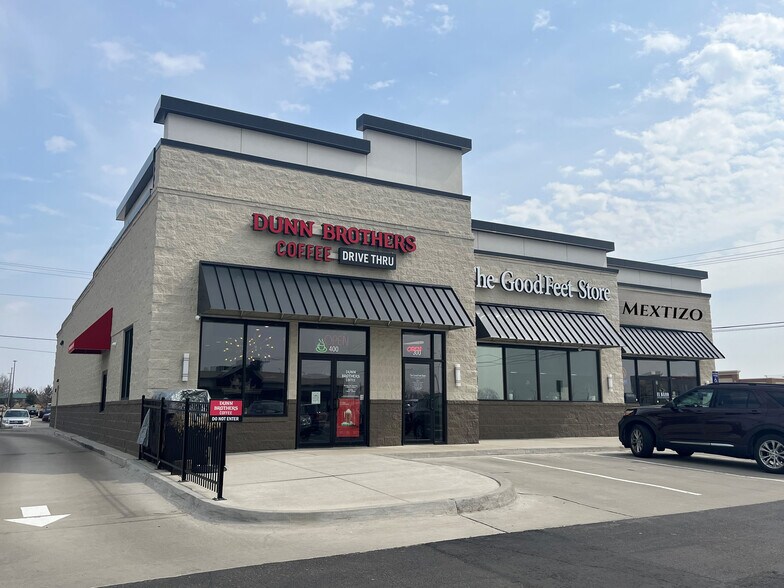 More Photos Of 1140 Blairs Ferry Rd NE, Cedar Rapids Restaurant For Sale