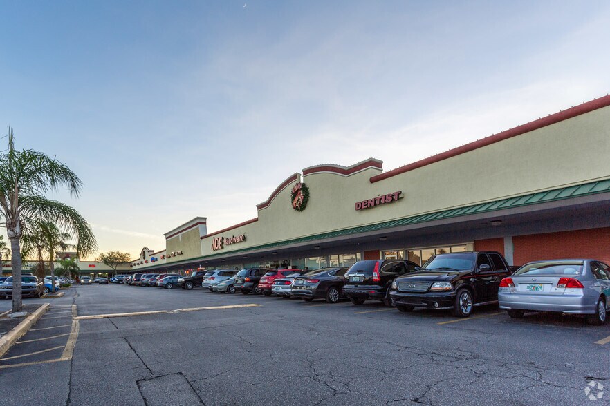 More Photos Of 1550 W 84th St, Hialeah Coworking Space