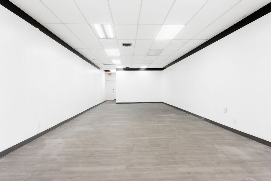 More Photos Of 8106-8186 N University Dr, Tamarac Unknown For Lease