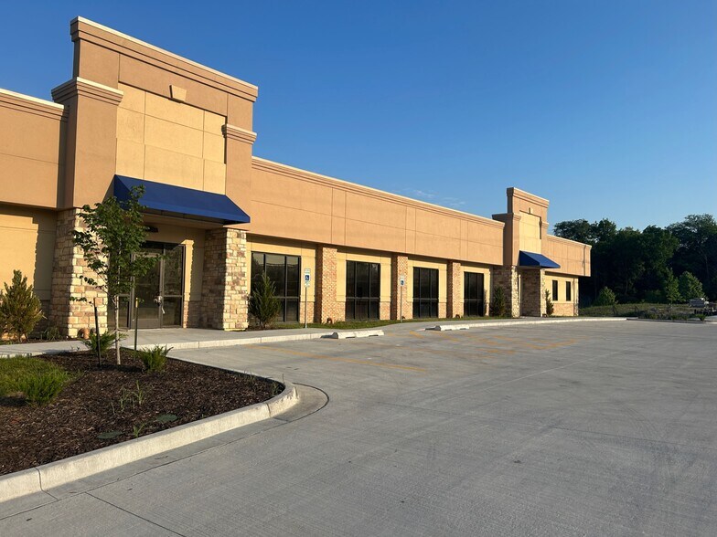 More Photos Of 860 Haines Dr, Liberty Office For Lease