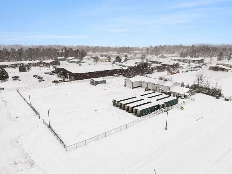 More Photos Of 206 E Park Dr, Kalkaska Warehouse For Sale