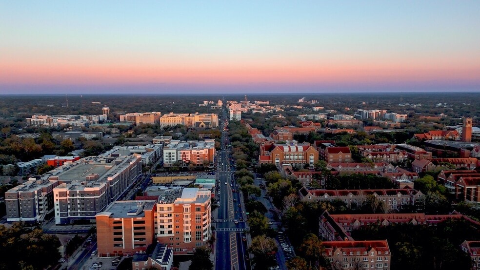 More Photos Of 1017 W University Ave, Gainesville Storefront Retail Office For Sale