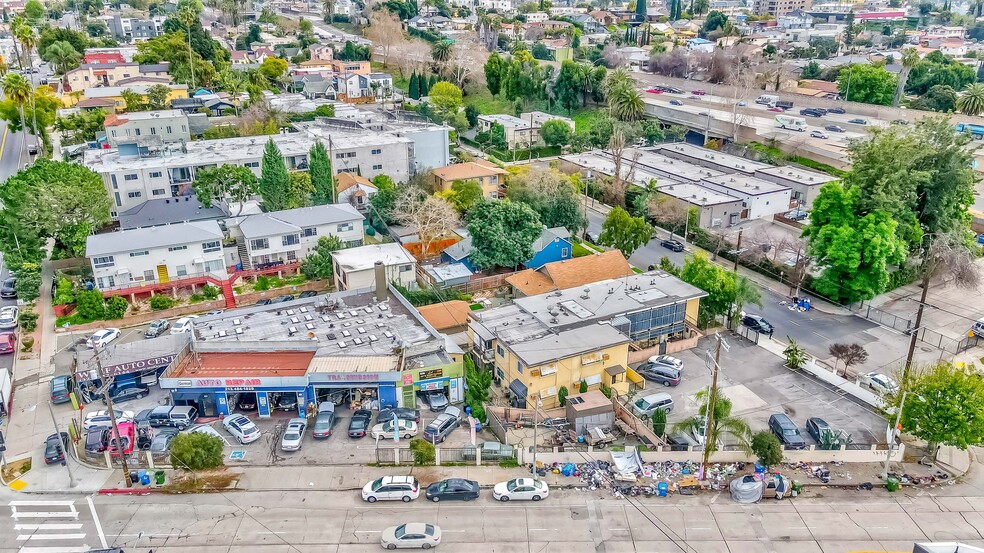 Primary Photo Of 520 Silver Lake Blvd, Los Angeles Auto Repair For Sale