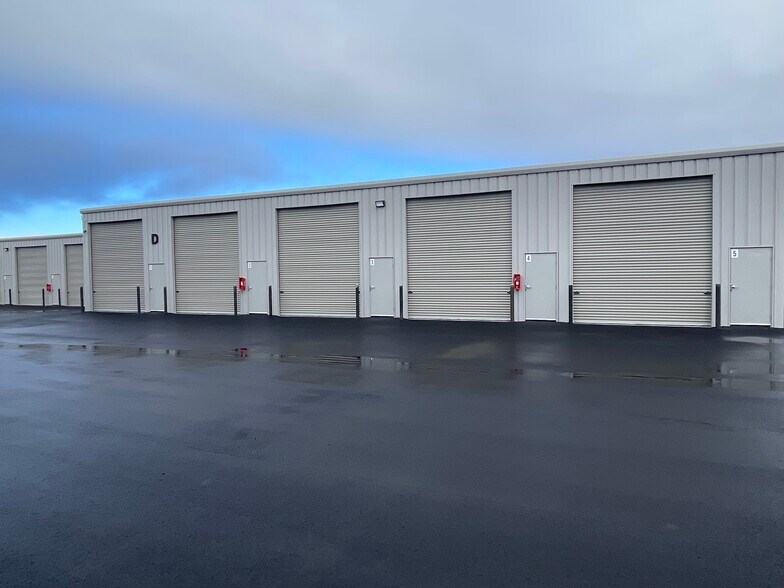 More Photos Of 10525 Ridgeline Dr, Kennewick Self Storage For Lease