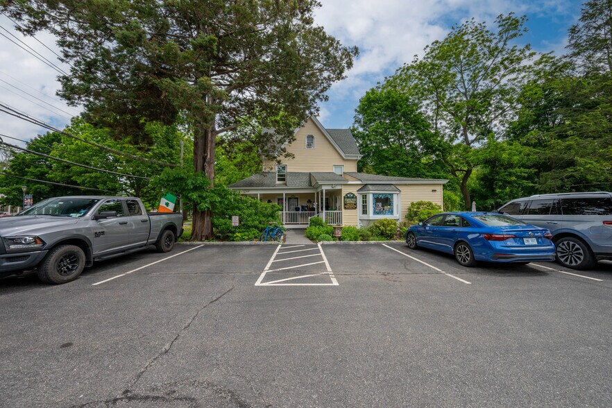 More Photos Of 1137-1143 E Main St, Shrub Oak Office Residential For Sale