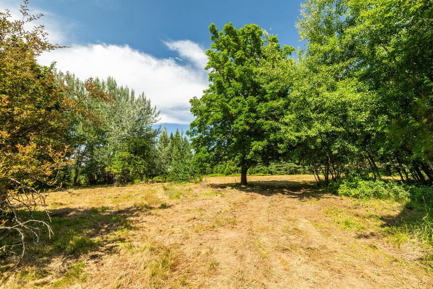 More Photos Of 477545 US-95, Ponderay Land For Sale