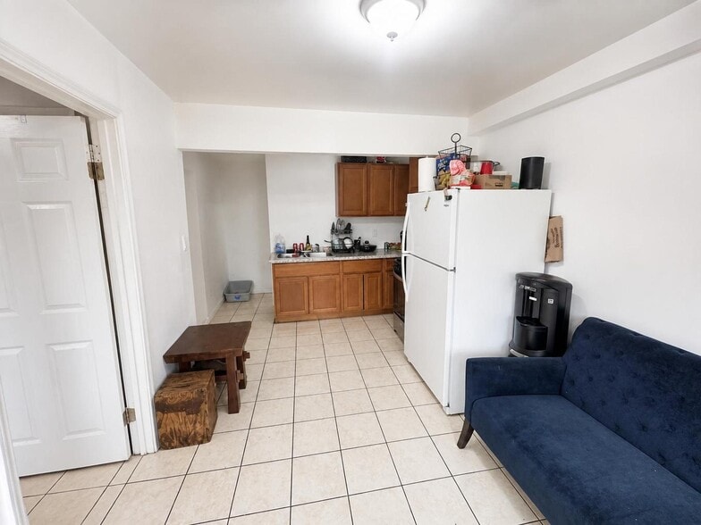 More Photos Of 2051 23rd Ave, Oakland Apartments For Sale