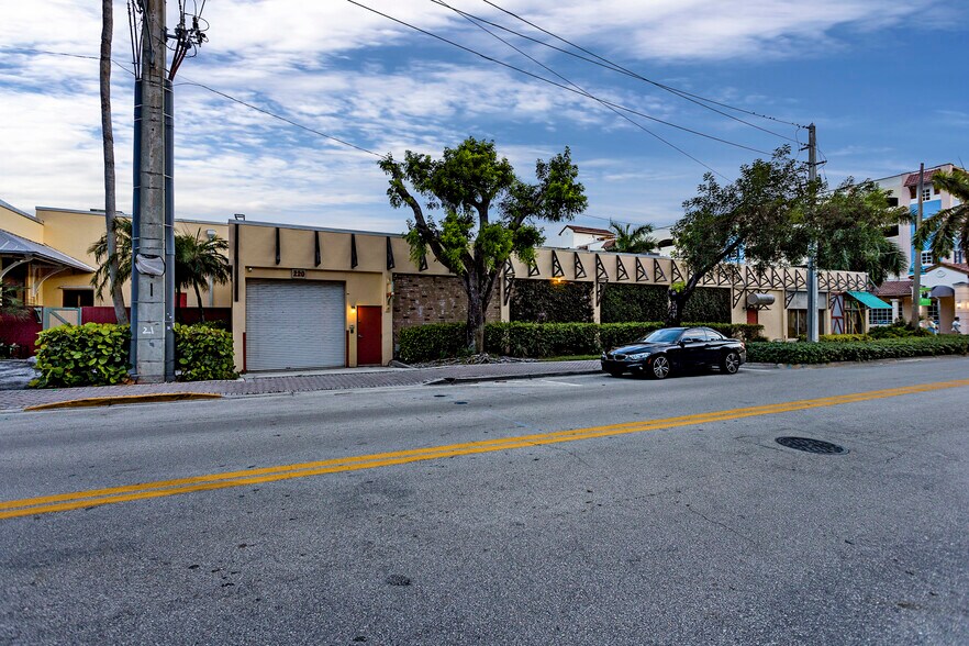 More Photos Of 220 NE 1st St, Delray Beach Unknown For Lease