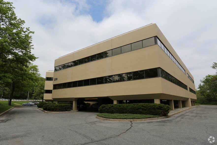 More Photos Of 239 Us Highway 22 E, Green Brook Office For Sale
