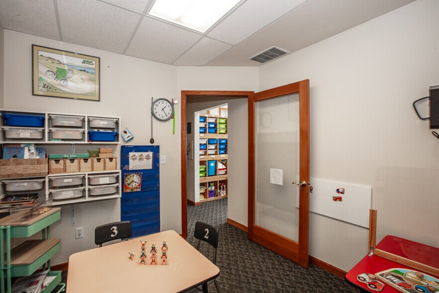 More Photos Of 724 Pine St, Sandpoint Office Residential For Sale