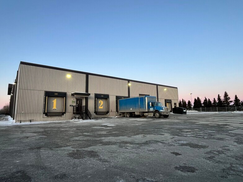 More Photos Of 4000 W 50th Ave, Anchorage Warehouse For Sale