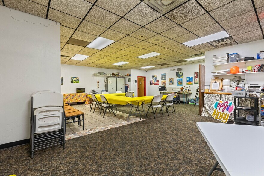 More Photos Of 11223 NW 10th St, Oklahoma City Daycare Center For Sale