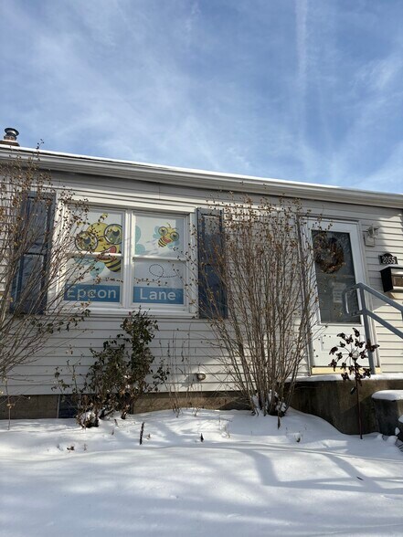 More Photos Of 2055 S Main St, Akron Office For Lease