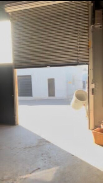 More Photos Of 119 Penn St, El Segundo Manufacturing For Sale