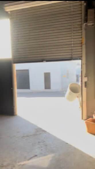 More Photos Of 119 Penn St, El Segundo Manufacturing For Sale