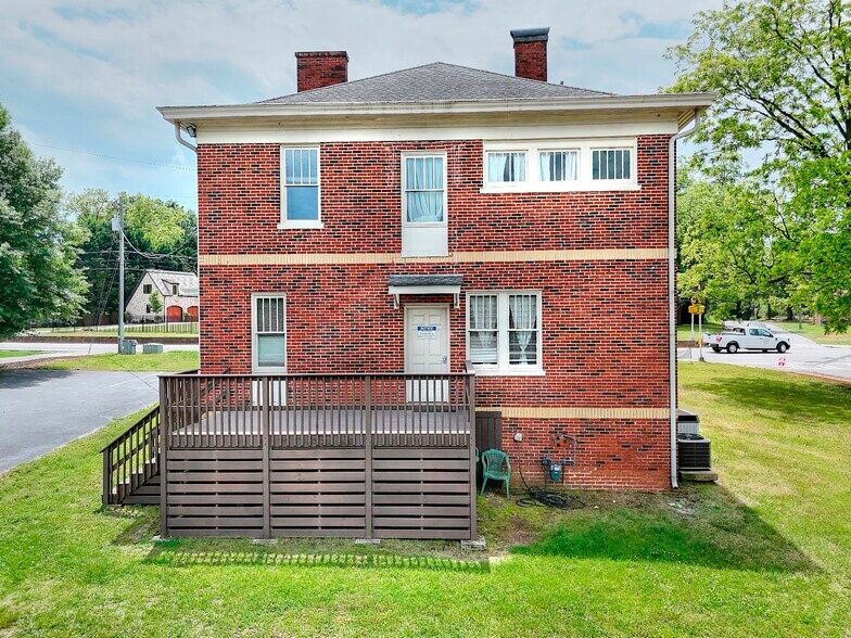 More Photos Of 338 N Broad St, Monroe Office Residential For Sale