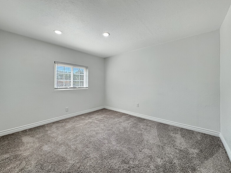 More Photos Of 17180 Wood Rd, Riverside Land For Sale