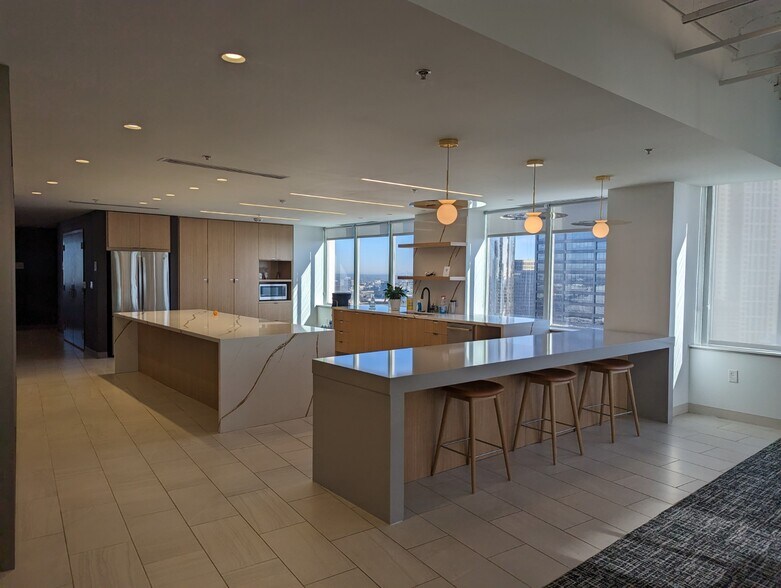 More Photos Of 34 Peachtree St NW, Atlanta Coworking Space