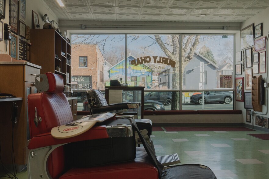 More Photos Of 1410 S 13th St, Omaha General Retail For Lease