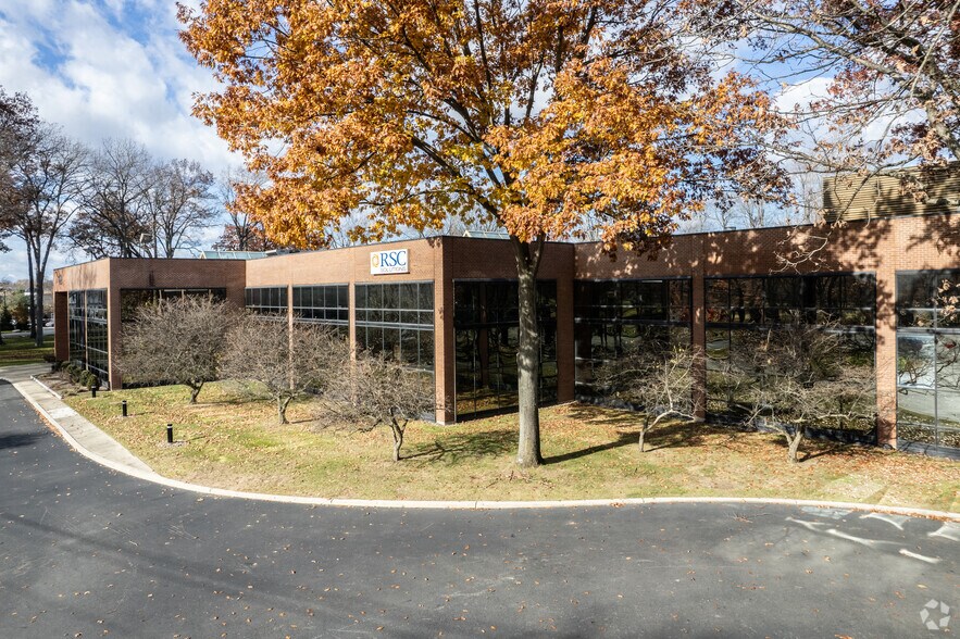 More Photos Of 22 Paris Ave, Rockleigh Office For Lease