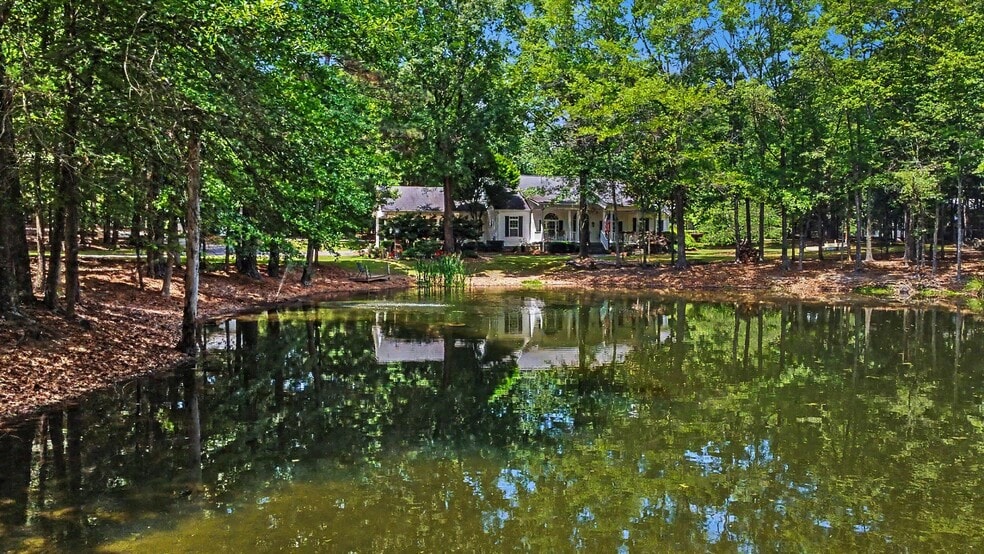 More Photos Of 4037 Old Williamston Rd, Belton Specialty For Sale