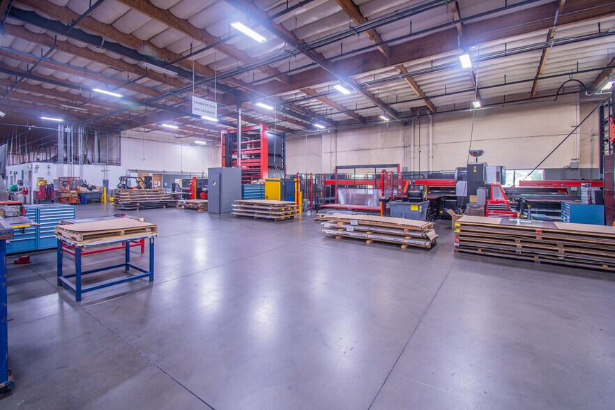 More Photos Of 7855 Southfront Rd, Livermore Light Manufacturing For Sale