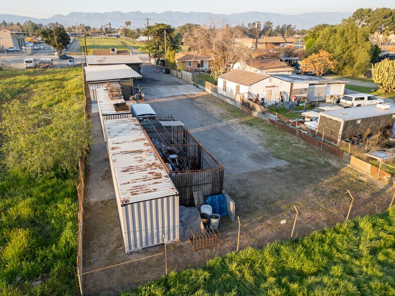 More Photos Of 17635 Arrow Blvd, Fontana Service For Sale