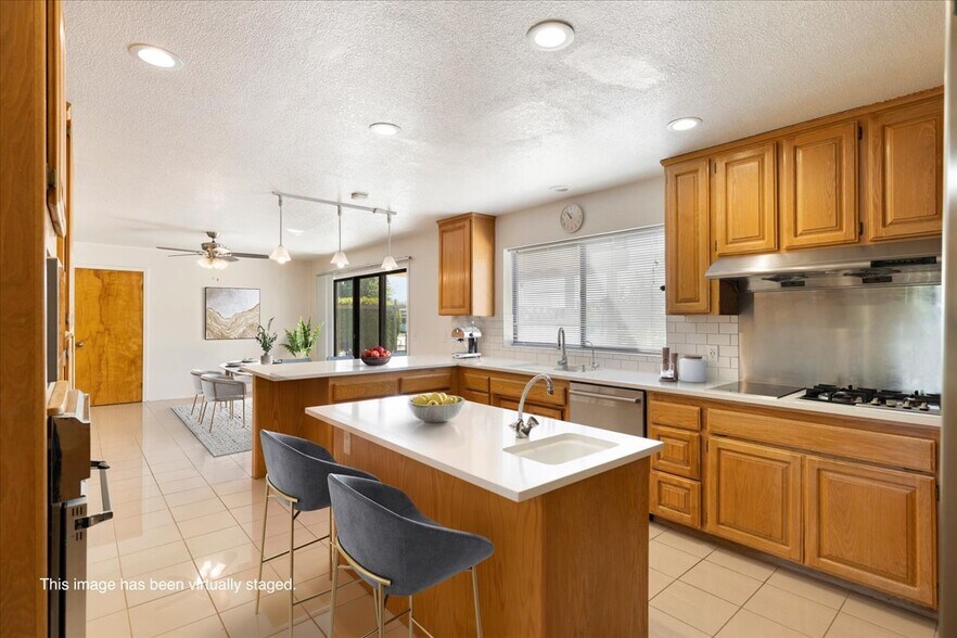 More Photos Of 9930 Calvine Rd, Sacramento Apartments For Sale