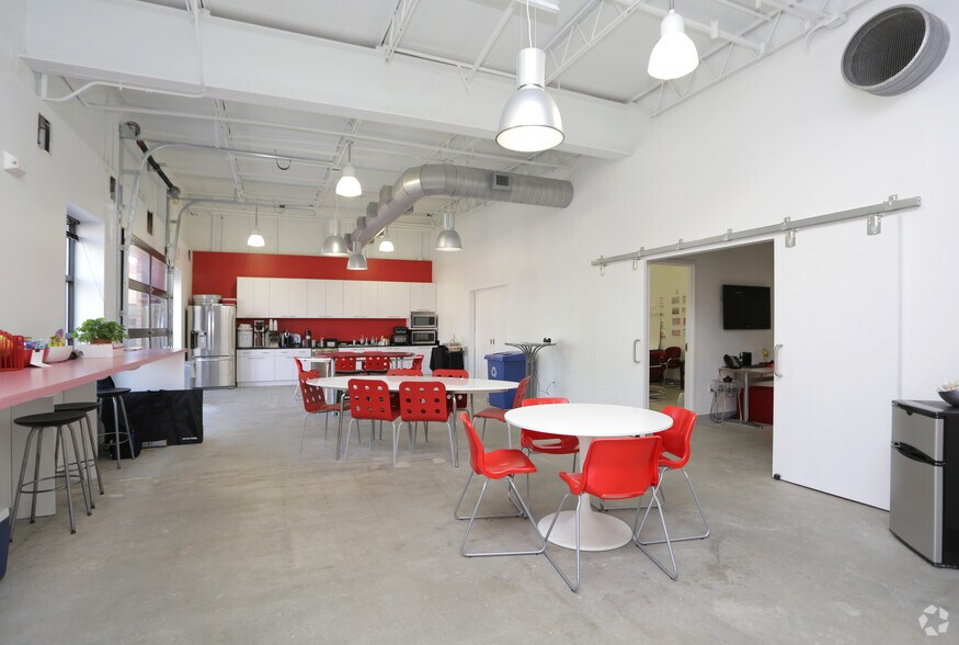 More Photos Of 412 Plasters Ave NE, Atlanta Office For Lease