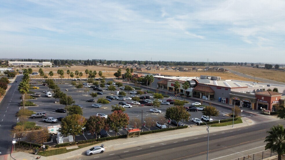 More Photos Of 0 Genoa Lake Way, Chowchilla Land For Sale