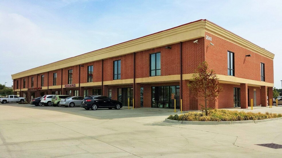 More Photos Of 2640 Old Denton Rd, Carrollton Storefront For Lease