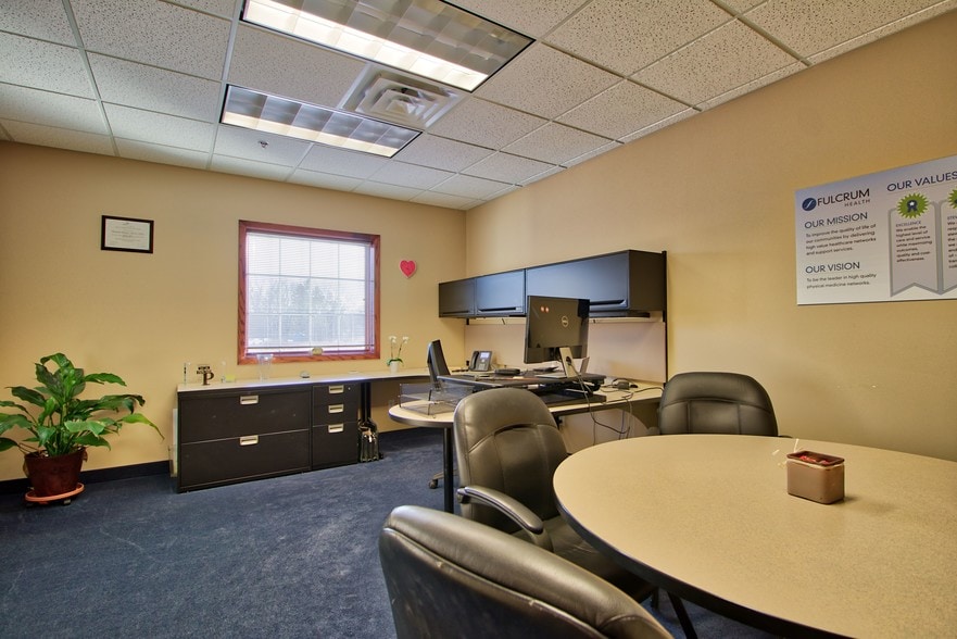 More Photos Of 1030 County Road E W, Saint Paul Unknown For Lease