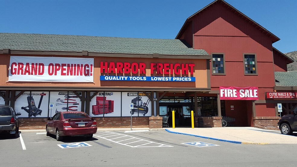 More Photos Of 3470-3505 E Route 66, Flagstaff General Retail For Lease