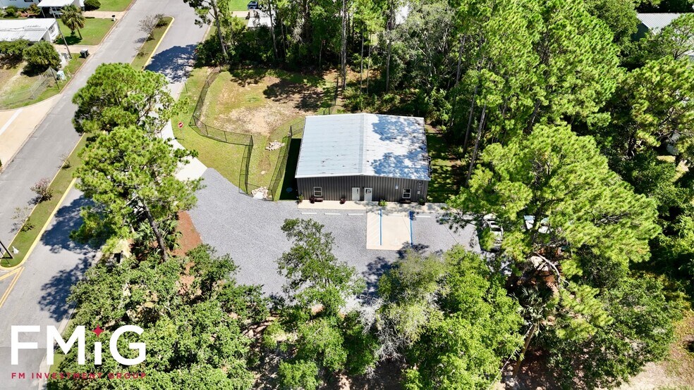 More Photos Of 8625 Gulf Beach Highway hwy, Pensacola Light Distribution For Lease