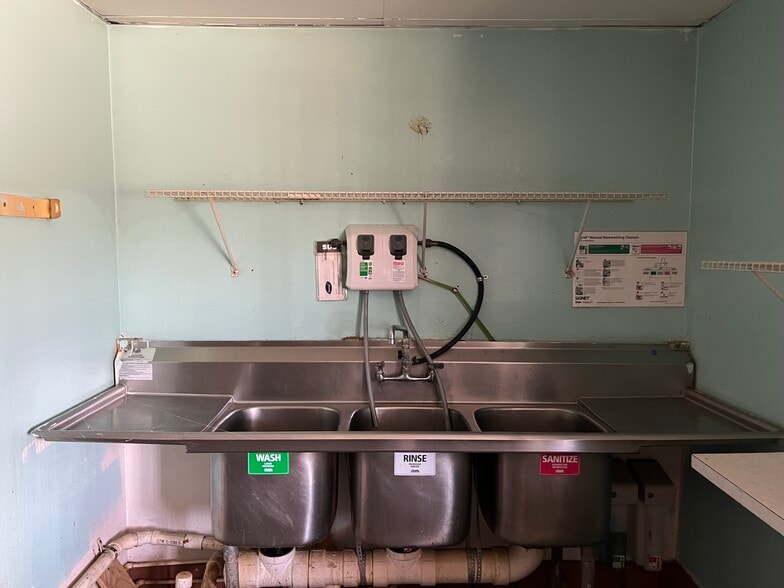 More Photos Of 2058 Edgewood Ave, Jacksonville Restaurant For Sale