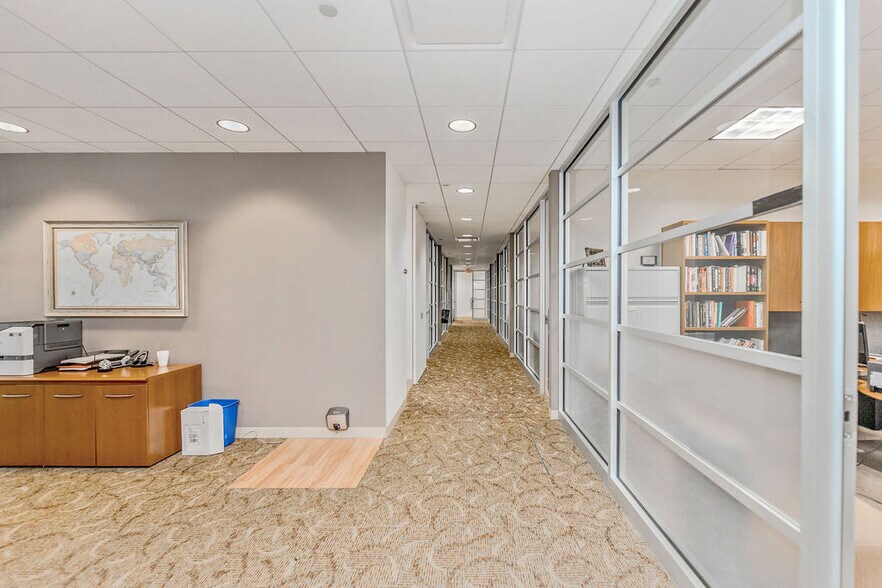 More Photos Of 81 Corbett Way, Eatontown Office For Lease