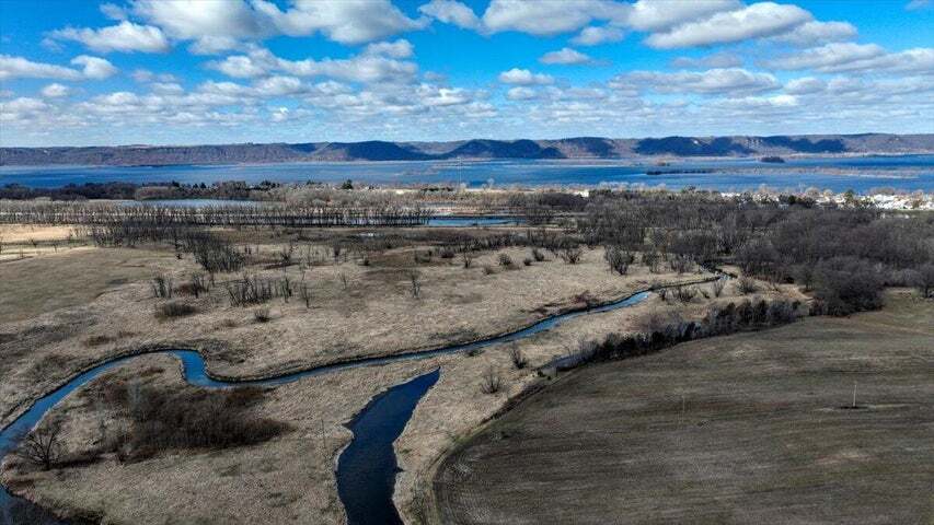 More Photos Of N1856 County Road O, Stoddard Restaurant For Sale