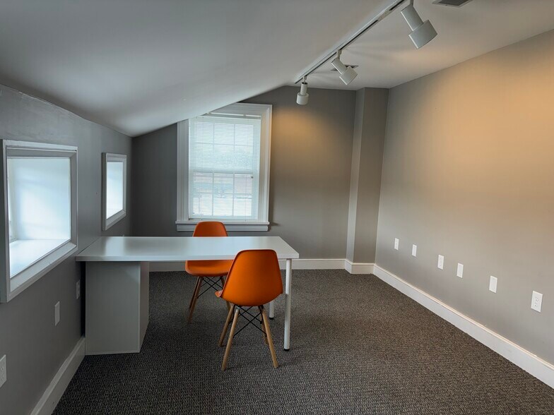 More Photos Of 11006 Reading Rd, Cincinnati Office For Lease