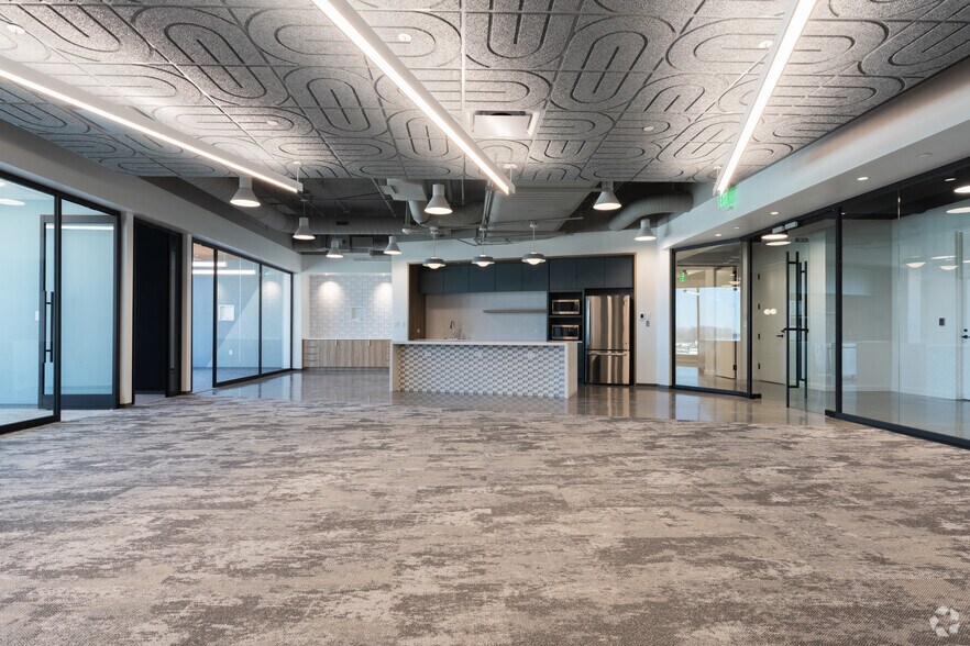 Photo of 9th Floor Ste 950