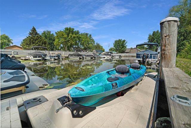 More Photos Of 1000 Bauman St, Oshkosh Marina For Sale